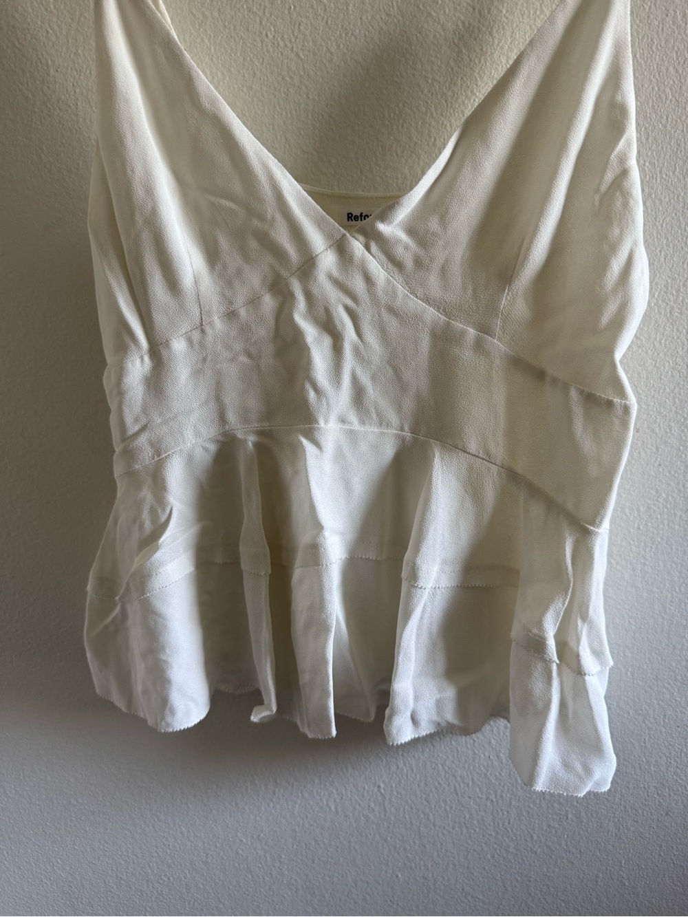 Reformation White Sundra Peplum V Neck Strap Top size 10 - Picture 4 of 7